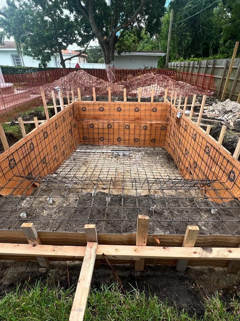 Pool structure framing, 260 NE 46 St