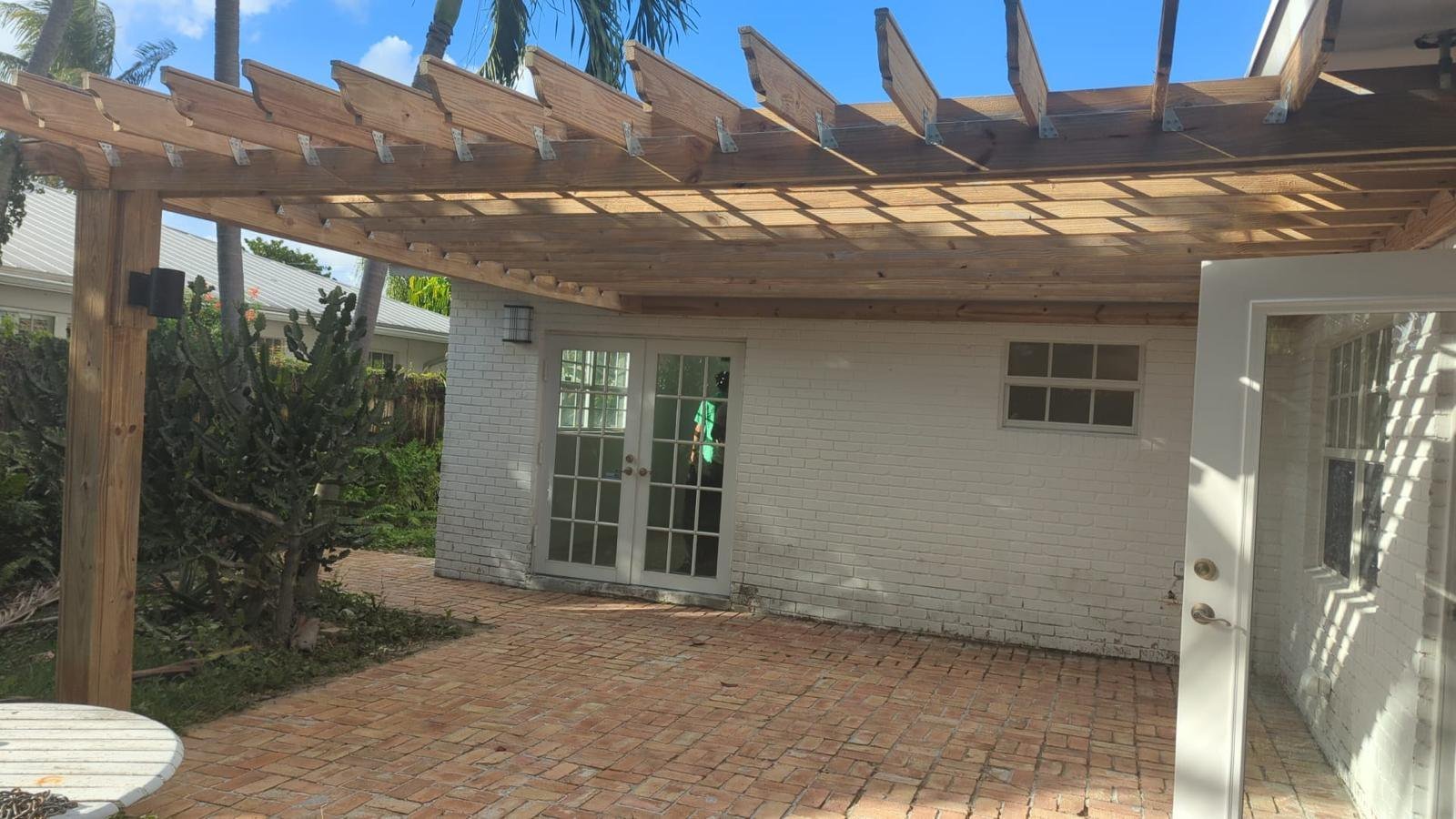 Pergola and rear patio, 102 NE 19th St