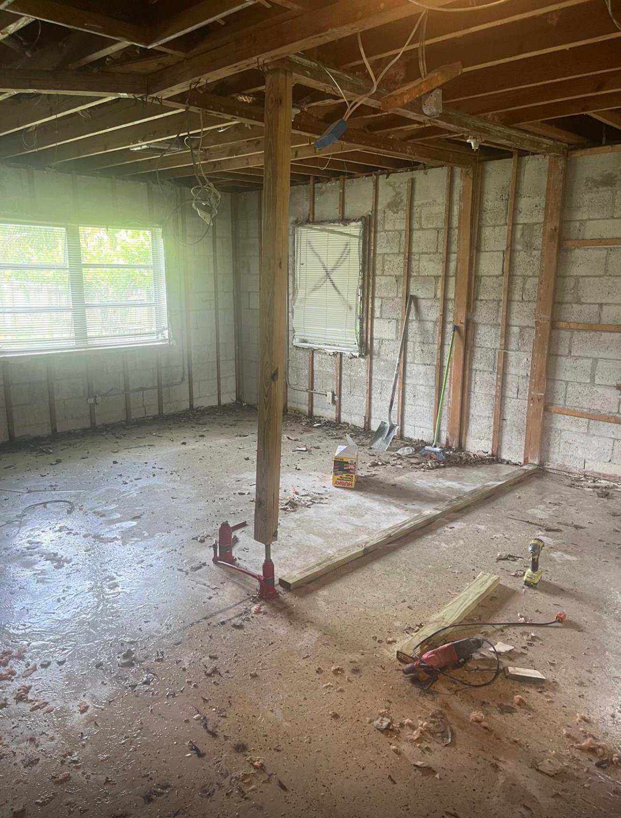 Construction photo, Swinton
