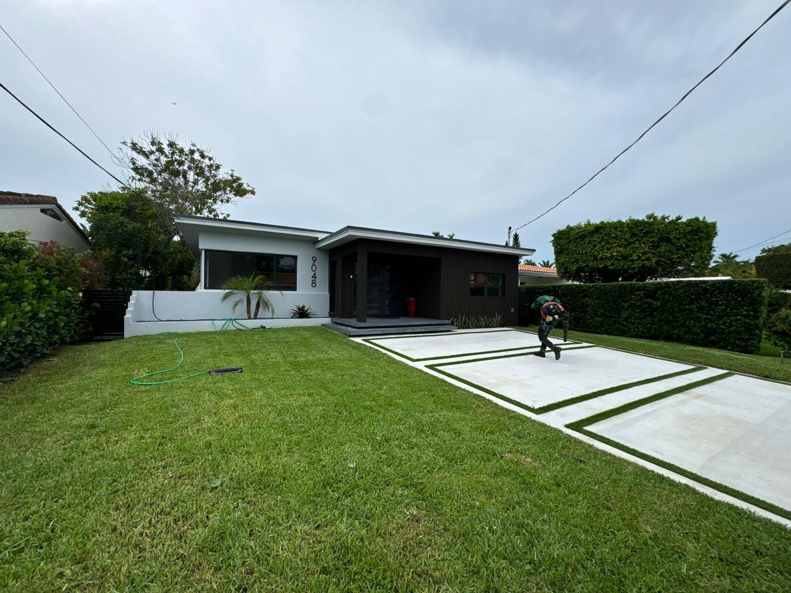 Construction photo, Surfside Modern