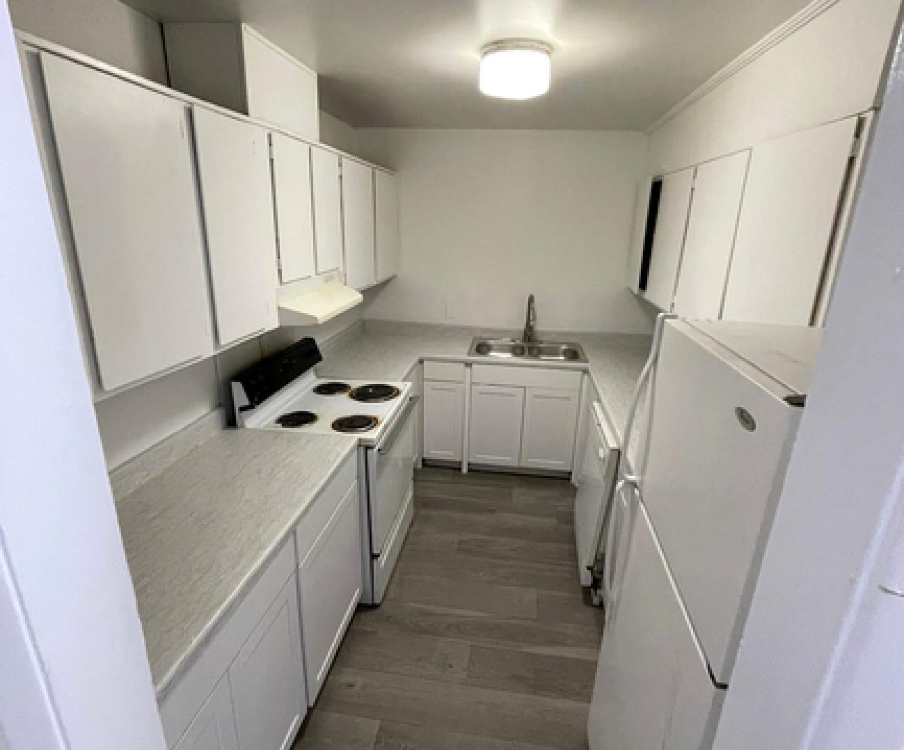 Renovated kitchen at Riverbend Apartments